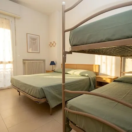 50 Bilocale A Pochi Passi Dal Mare Lägenhet